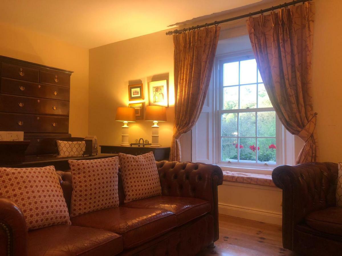 The Old Coach House Hotell Avoca Eksteriør bilde